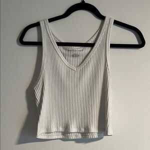 American Eagle Outfitters White Ribbed V-Neck Tank Top